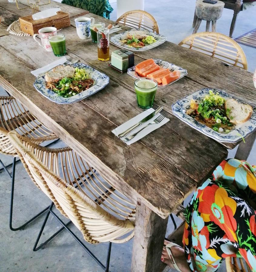 Lambo Homestay Waikabubak 外观 照片