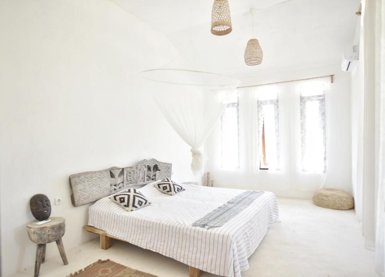 Lambo Homestay Waikabubak 外观 照片